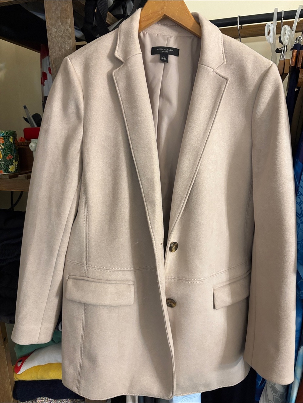 Ann Taylor Cream Single-Button Tailored Blazer
